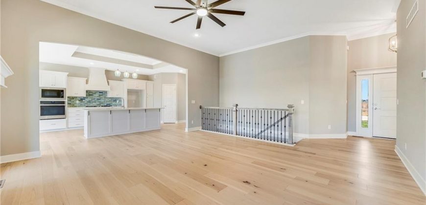 Homes for Sale in Kansas City, MO 64156 | 10201 N Winchester Avenue