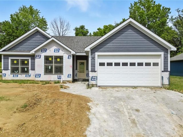 Homes for Sale in Excelsior Springs, MO 64024 | 1318  Kristie Circle