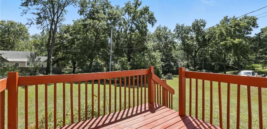 Homes for Sale in Kansas City, MO 64118 | 2403 NE Vivion Road