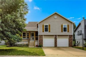 10626-N-Charlotte-Street-mls-2566321-image-1