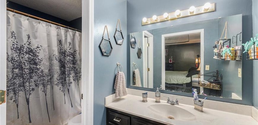 Homes for Sale in Kansas City, MO 64155 | 1409 NE 96th Terrace