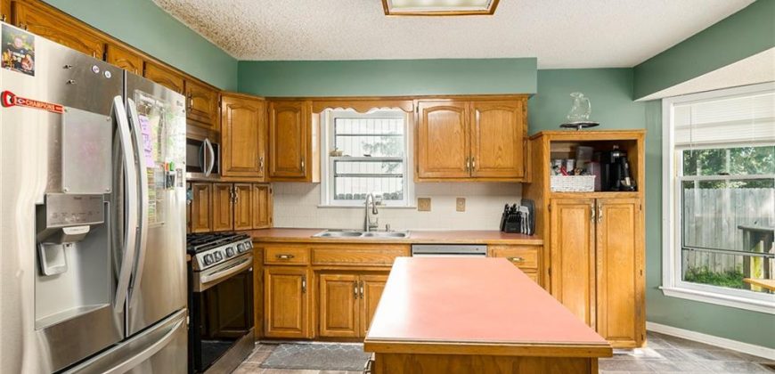 Homes for Sale in Kansas City, MO 64155 | 1409 NE 96th Terrace