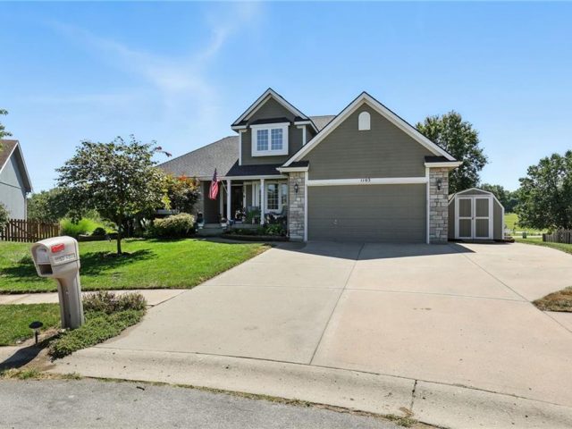 Homes for Sale in Kearney, MO 64060 | 1103  Melody Court