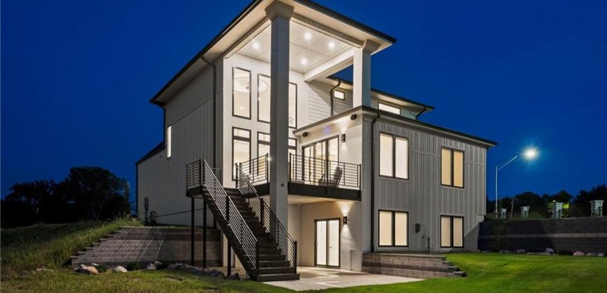 Homes for Sale in Kansas City, MO 64154 | 2707 NW 84th Terrace