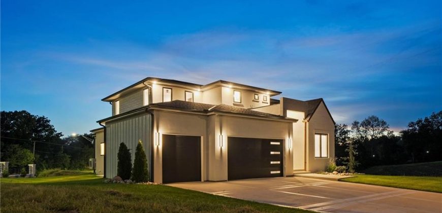 Homes for Sale in Kansas City, MO 64154 | 2707 NW 84th Terrace