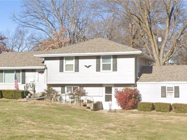 Homes for Sale in Kansas City, MO 64119 | 5230 N Sycamore Drive