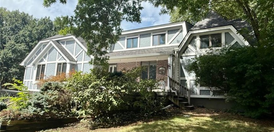 Homes for Sale in Kansas City, MO 64118 | 6773 N Park Avenue