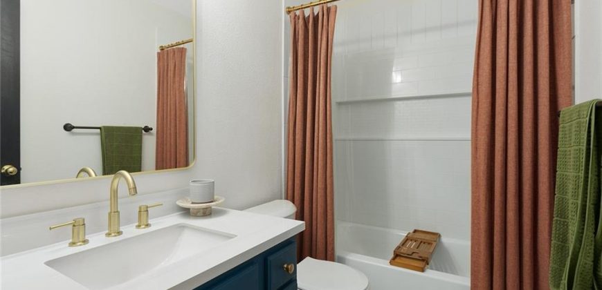 Homes for Sale in Kansas City, MO 64157 | 11427 N STARK Avenue