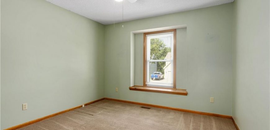 Homes for Sale in Kansas City, MO 64118 | 1613 NE 83rd Terrace