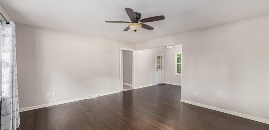Homes for Sale in Liberty, MO 64068 | 828 W Brown Street