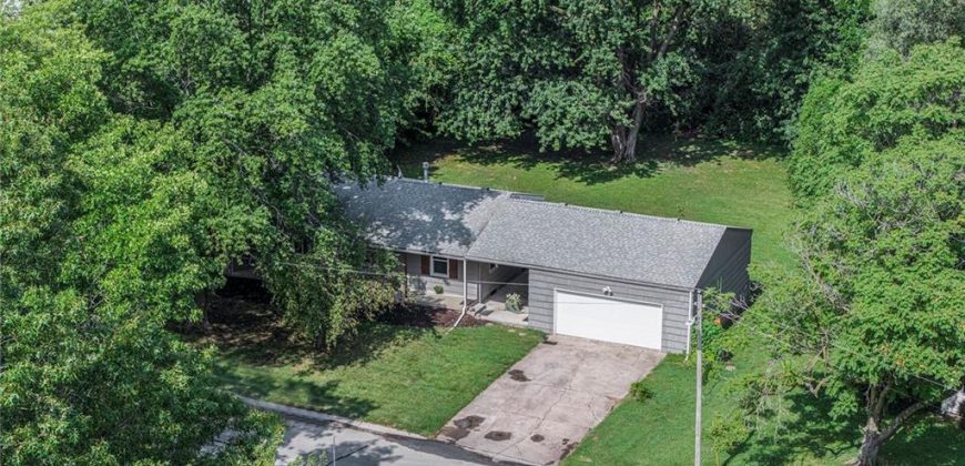 Homes for Sale in Liberty, MO 64068 | 828 W Brown Street