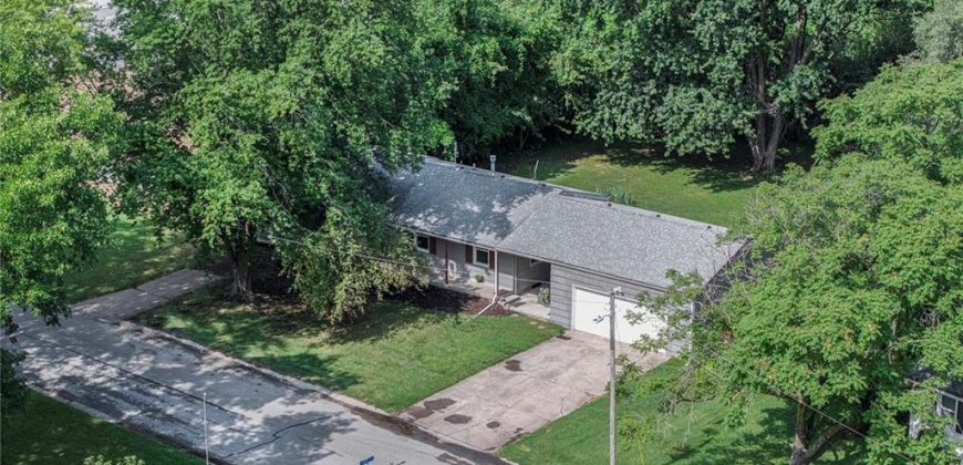 Homes for Sale in Liberty, MO 64068 | 828 W Brown Street