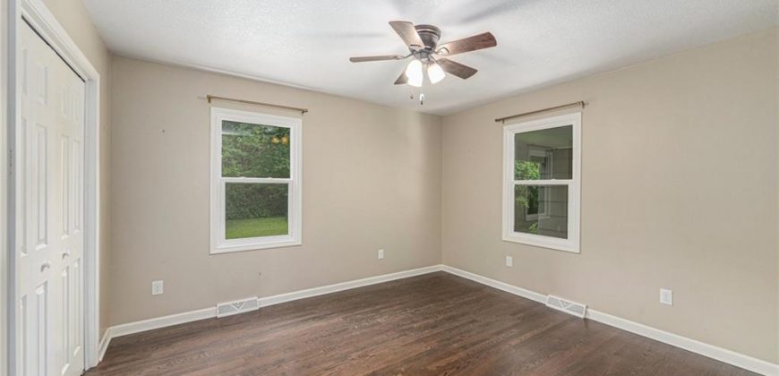 Homes for Sale in Liberty, MO 64068 | 828 W Brown Street