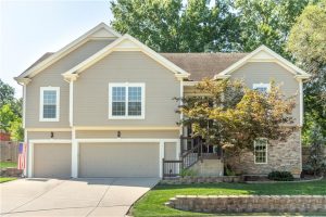 1701-NE-70th-Street-mls-2569476-image-1