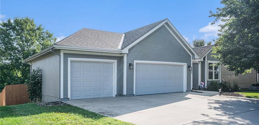 Homes for Sale in Smithville, MO 64089 | 2000  Lake Drive