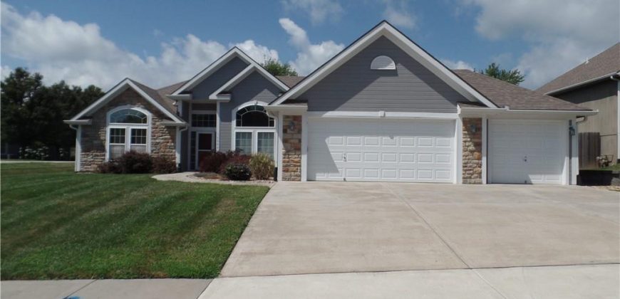 Homes for Sale in Platte City, MO 64079 | 13800  Station Drive