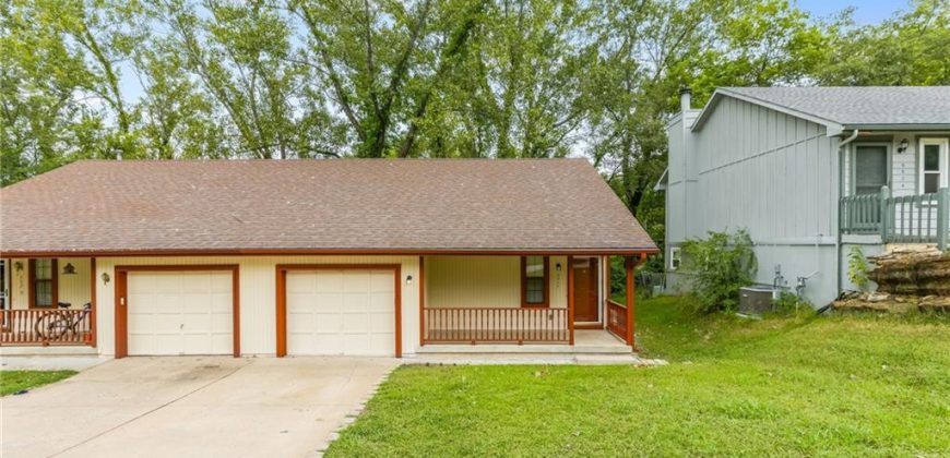 Homes for Sale in Parkville, MO 64152 | 5522 NW Homer White Road