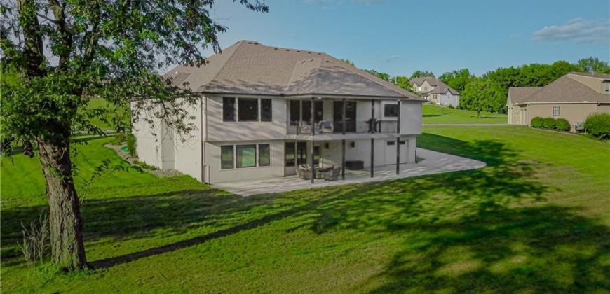 Homes for Sale in Kearney, MO 64060 | 13402  Oakbrook Drive