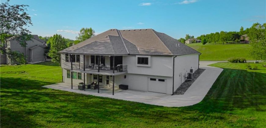 Homes for Sale in Kearney, MO 64060 | 13402  Oakbrook Drive