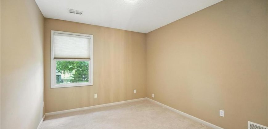 Homes for Sale in Kansas City, MO 64155 | 915 NE 102ND Street
