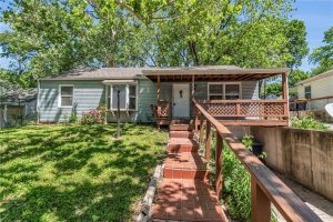 712-NE-45th-Street-mls-2550493-image-1