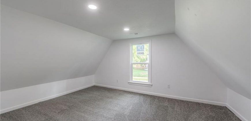 Homes for Sale in Liberty, MO 64068 | 463 E Mill Street
