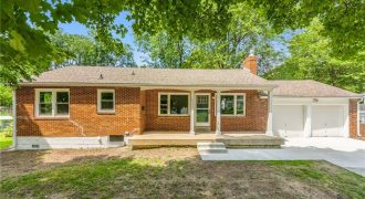 Homes for Sale in Kansas City, MO 64118 | 5002 N Park Avenue