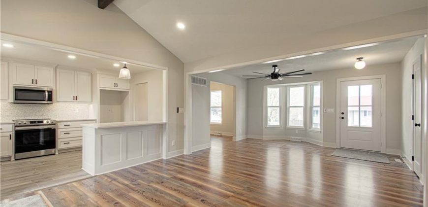 Homes for Sale in Parkville, MO 64152 | 14401  67th Street