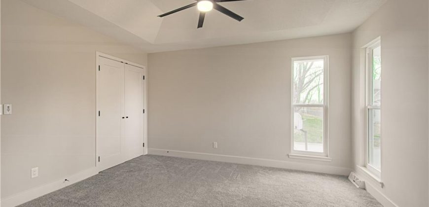 Homes for Sale in Parkville, MO 64152 | 14401  67th Street