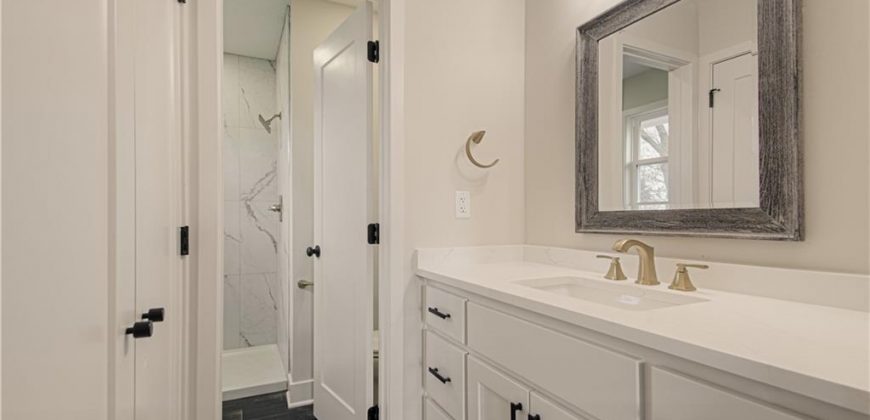 Homes for Sale in Parkville, MO 64152 | 14401  67th Street