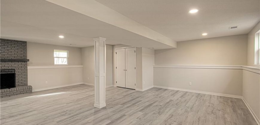 Homes for Sale in Parkville, MO 64152 | 14401  67th Street