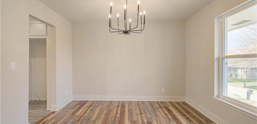 Homes for Sale in Parkville, MO 64152 | 14401  67th Street