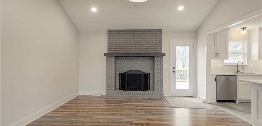 Homes for Sale in Parkville, MO 64152 | 14401  67th Street