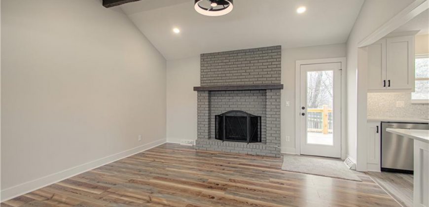 Homes for Sale in Parkville, MO 64152 | 14401  67th Street