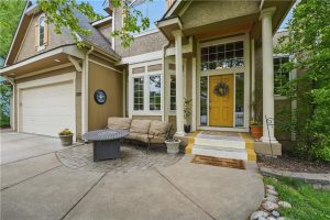 1915-NW-58th-Court-mls-2546998-image-1