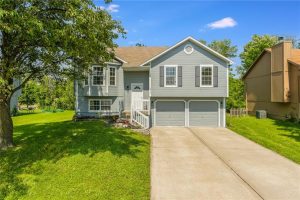 10715-N-Booth-Avenue-mls-2551091-image-1