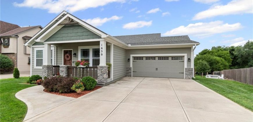 Homes for Sale in Liberty, MO 64068 | 1650  Southview Drive
