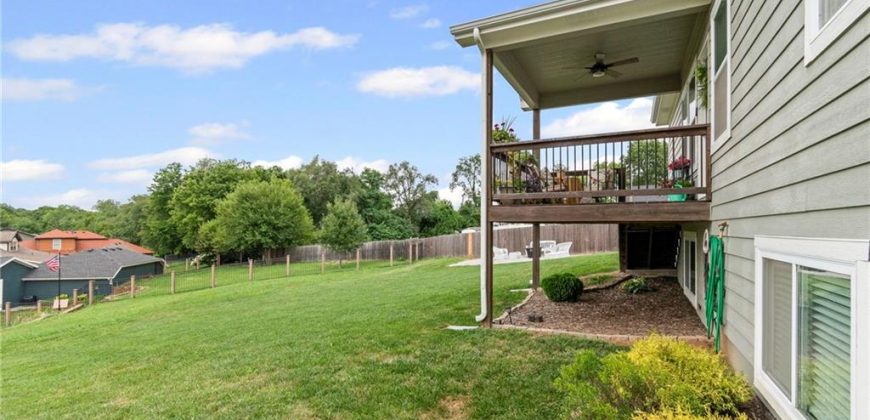 Homes for Sale in Liberty, MO 64068 | 1650  Southview Drive