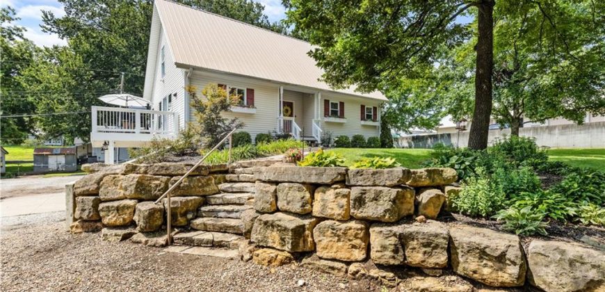 Homes for Sale in Camden Point, MO 64018 | 19840  Academy Street