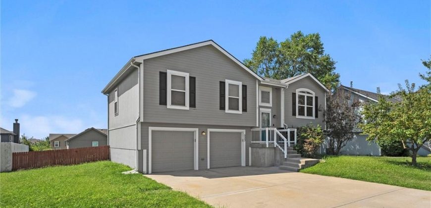 Homes for Sale in Smithville, MO 64089 | 503  Lake Meadows Drive