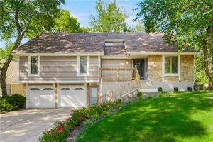 1600-NE-98th-Street-mls-2570480-image-1