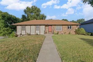 8600-N-Campbell-Street-mls-2571627-image-1