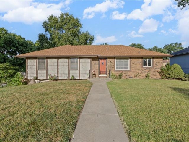 Homes for Sale in Kansas City, MO 64155 | 8600 N Campbell Street