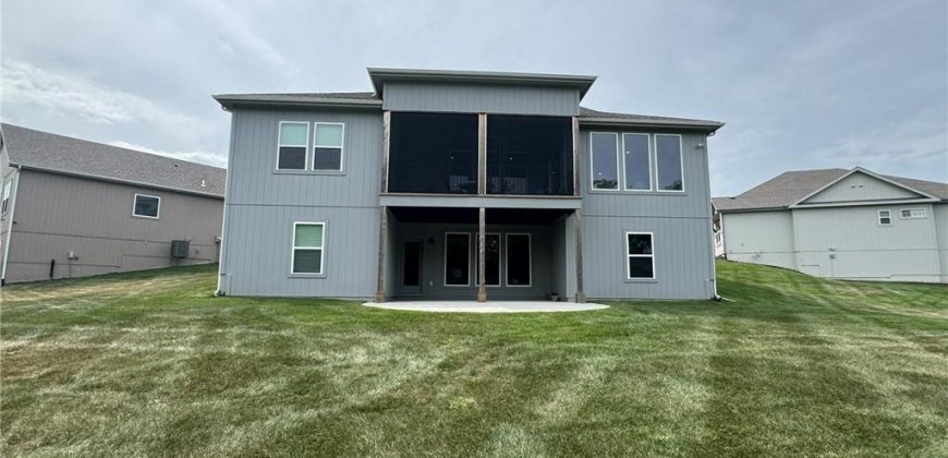 Homes for Sale in Kansas City, MO 64155 | 1720 NW 107th Terrace