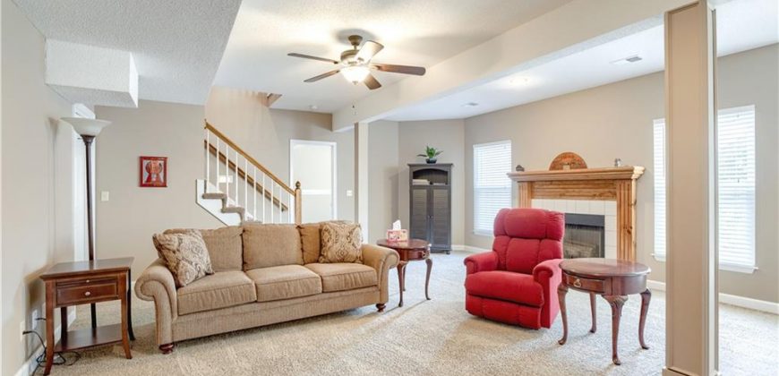 Homes for Sale in Smithville, MO 64089 | 300  PORTER Drive