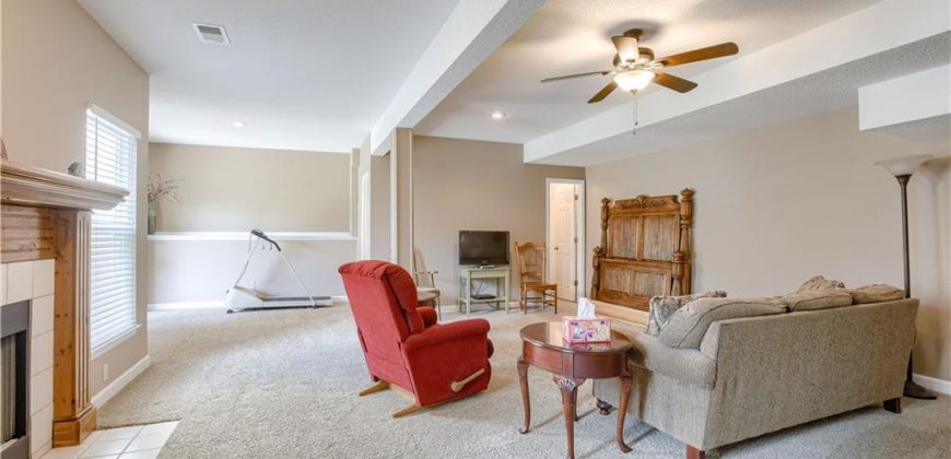 Homes for Sale in Smithville, MO 64089 | 300  PORTER Drive