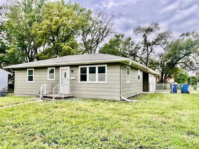 Homes for Sale in Excelsior Springs, MO 64024 | 316  May Street