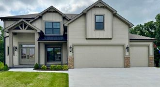 Homes for Sale in Parkville, MO 64152 | 13301  Silverleaf Court
