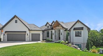Homes for Sale in Parkville, MO 64152 | 7390 N National Drive