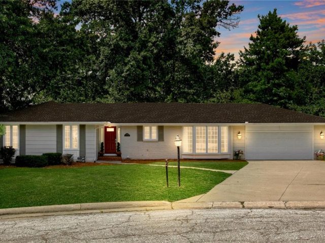 Homes for Sale in Smithville, MO 64089 | 3  Maple Circle